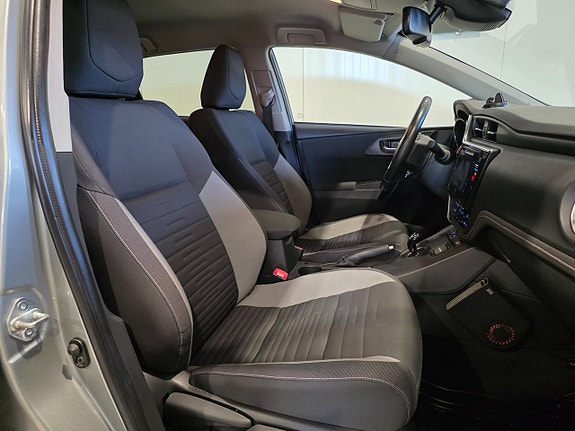 Toyota Auris 20 of 22