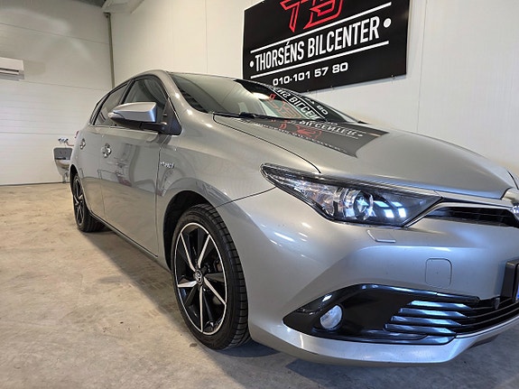 Toyota Auris 16 of 22
