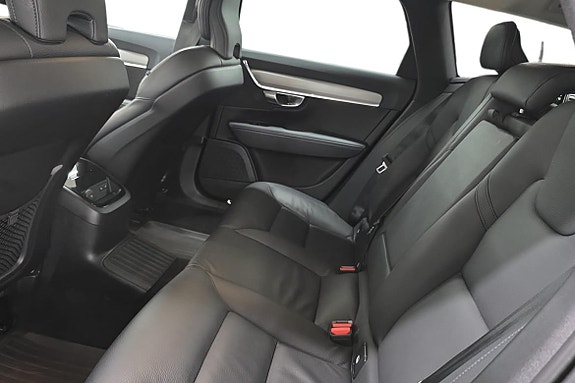 Volvo V90 13 of 22