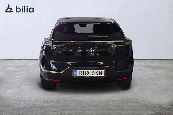 Polestar 3 6 of 24