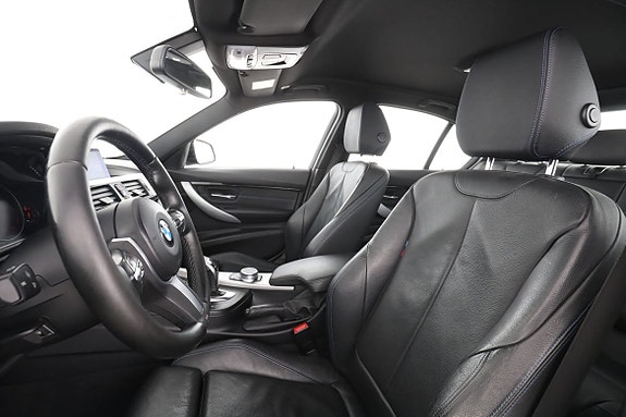 BMW 320 11 of 30