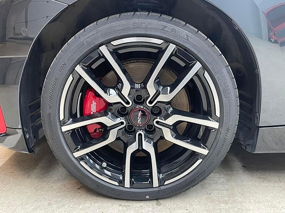 MINI John Cooper Works 11 of 15