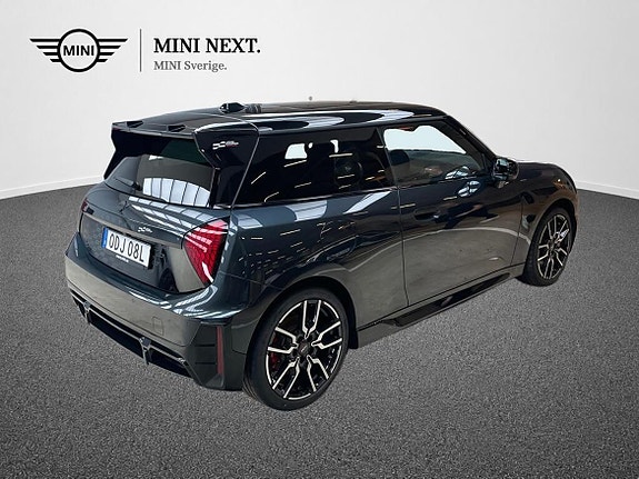 MINI John Cooper Works 4 of 15