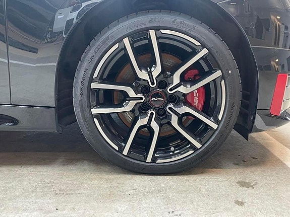 MINI John Cooper Works 13 of 15