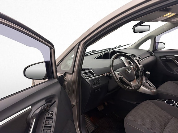 Toyota Verso 11 of 30
