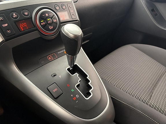 Toyota Verso 24 of 30