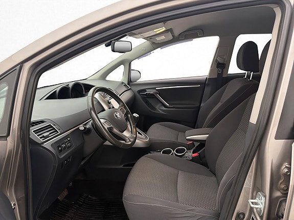 Toyota Verso 12 of 30