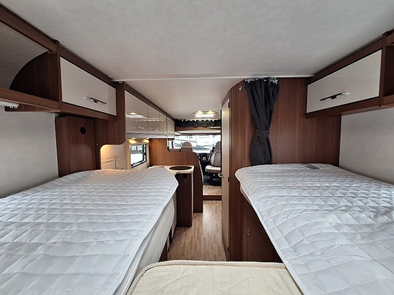 LMC Explorer Sportline I 675 G Långbädd, Alde, Solcell 17 of 21