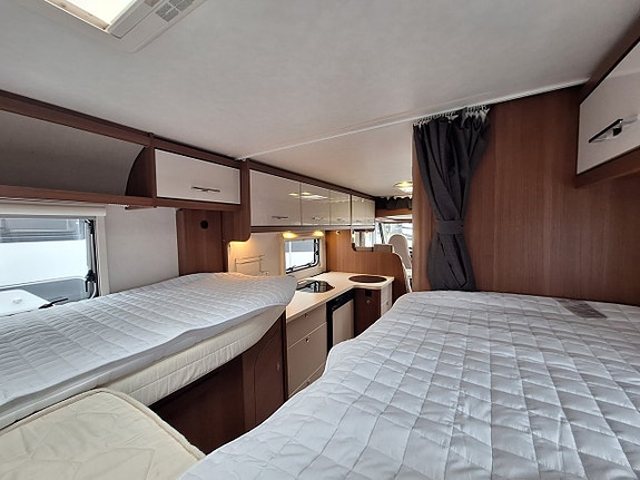 LMC Explorer Sportline I 675 G Långbädd, Alde, Solcell 16 of 21