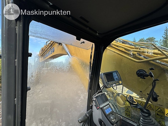 Komatsu HB365LC-3 Hybrid Bandgrävare 13 of 27