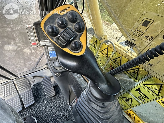 Komatsu HB365LC-3 Hybrid Bandgrävare 17 of 27