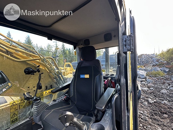 Komatsu HB365LC-3 Hybrid Bandgrävare 11 of 27