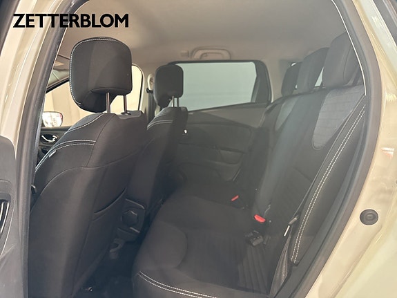 Renault Clio 9 of 15