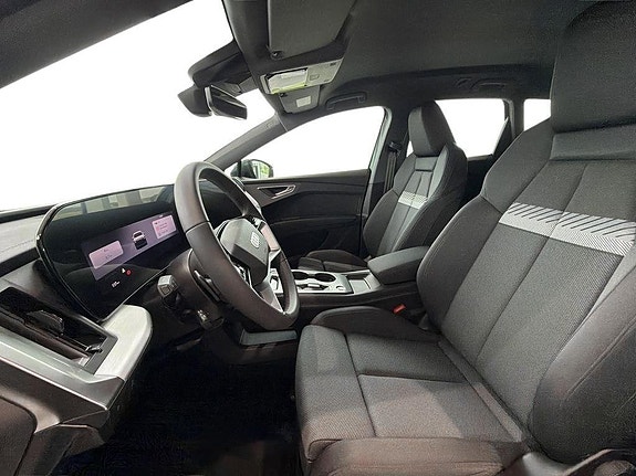 Audi Q4 e-tron 8 of 11