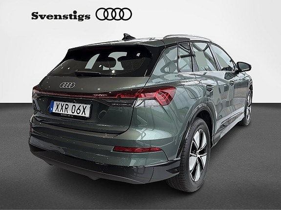 Audi Q4 e-tron 4 of 11