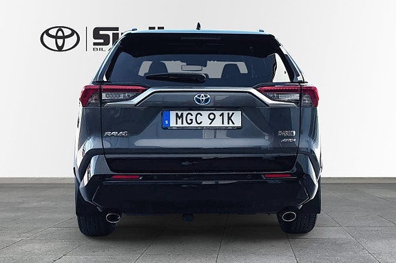 Toyota RAV4 5 of 11