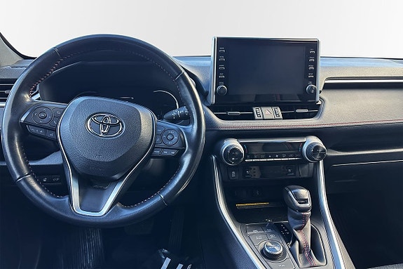 Toyota RAV4 9 of 11