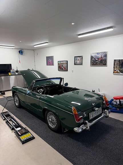 MG Midget 2 of 6