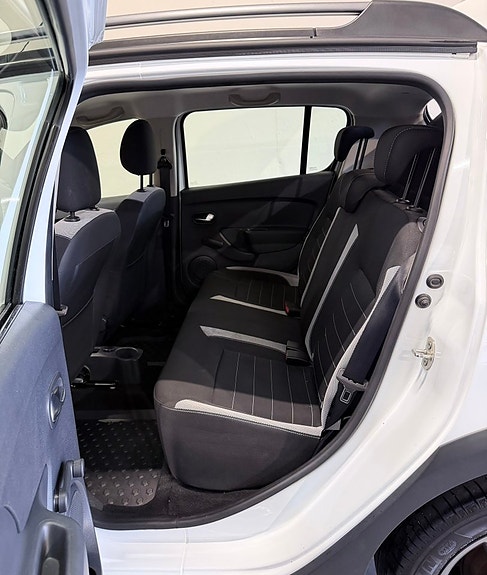 Dacia Sandero Stepway 12 of 13
