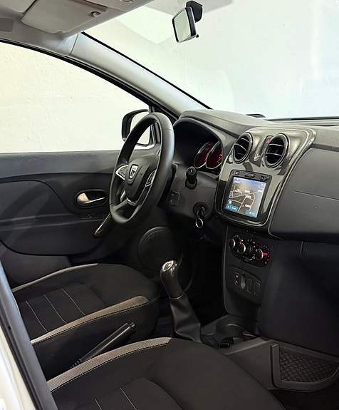 Dacia Sandero Stepway 11 of 13