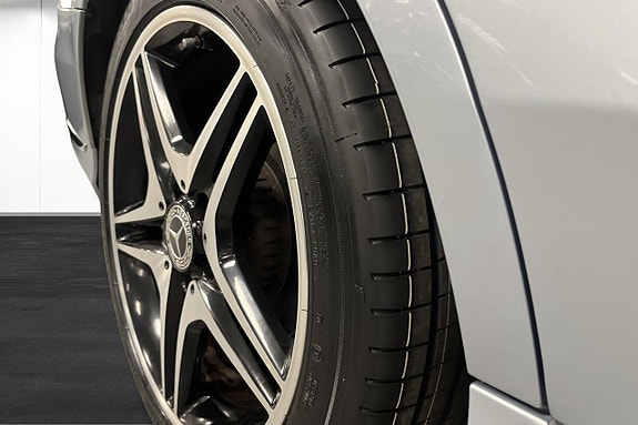Mercedes-Benz C180 12 of 17
