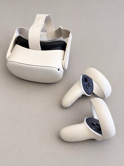 Meta Quest 2 VR-headset 128 GB med två kontroller – fint skick