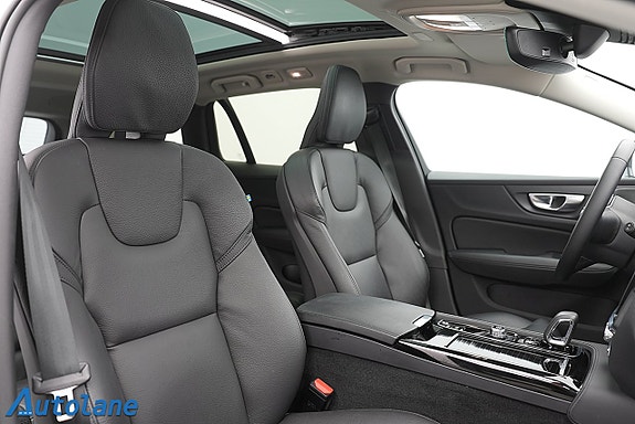 Volvo V60 19 of 30