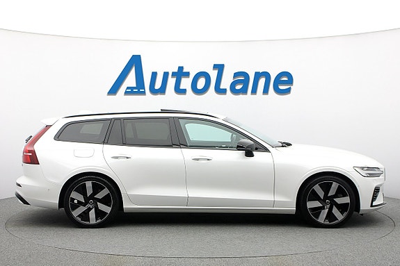Volvo V60 9 of 30