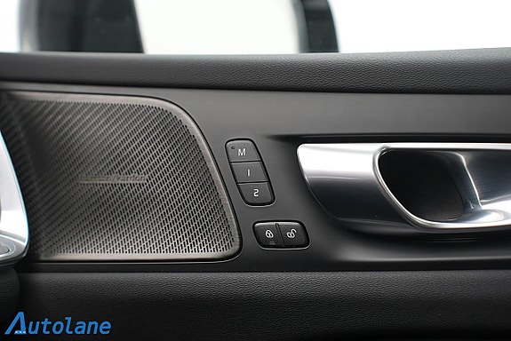 Volvo V60 20 of 30