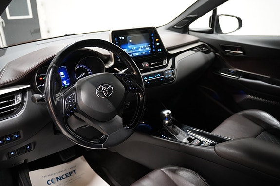 Toyota C-HR 6 of 19