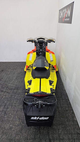 Ski-Doo Renegade 800 XRS 5 of 6