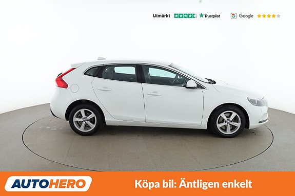 Volvo V40 7 of 30