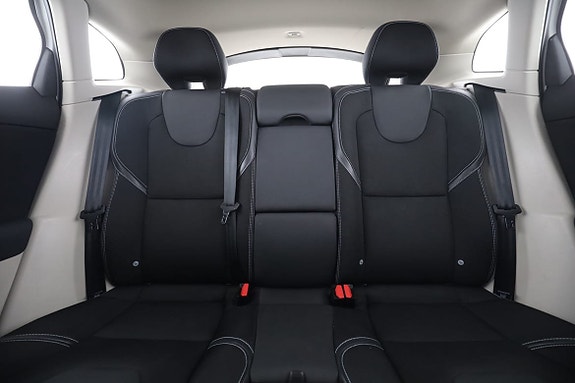 Volvo V40 16 of 30