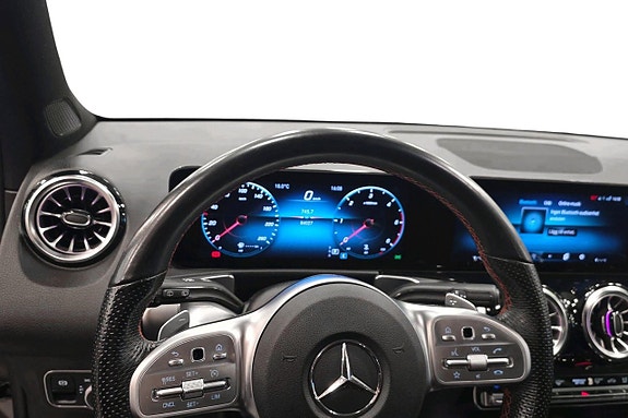 Mercedes-Benz GLB200 d 5 of 16