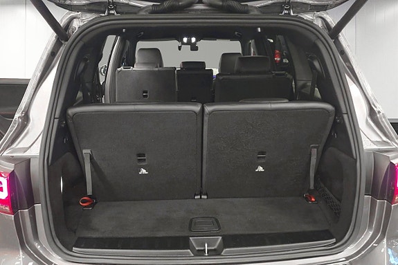Mercedes-Benz GLB200 d 15 of 16