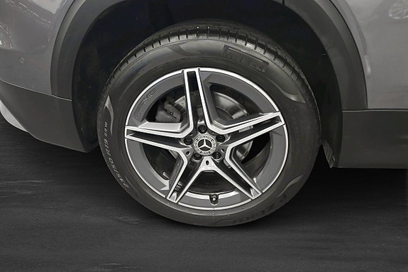 Mercedes-Benz GLB200 d 11 of 16