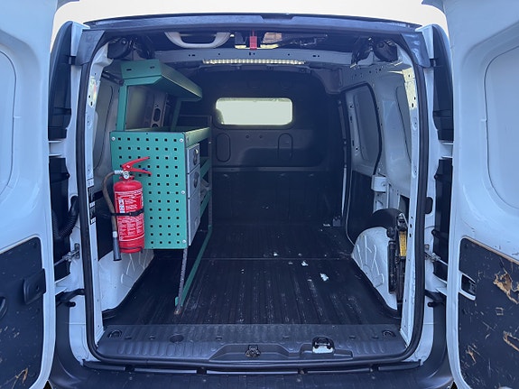 Renault Kangoo Express 14 of 16