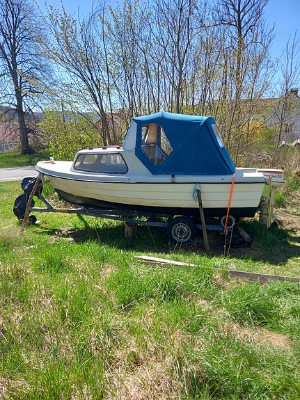 Kabinbåt trubadur 5m + trailer, Johnson 2 of 2