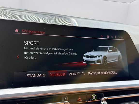BMW 330e 22 of 25