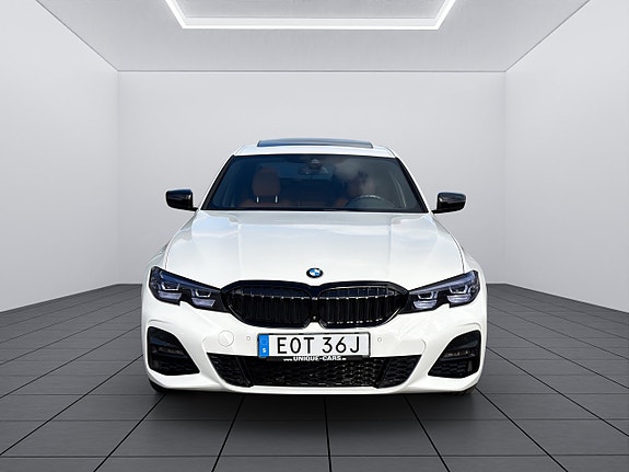 BMW 330e 8 of 25