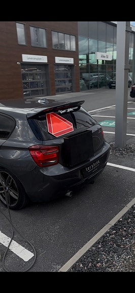 BMW 118d 4 of 9