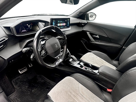 Peugeot e-2008 4 of 15