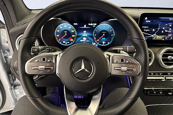 Mercedes-Benz GLC300 de 9 of 22