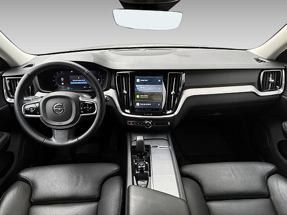 Volvo V60 Cross Country 14 of 17