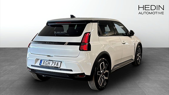 Renault 5 E-Tech 2 of 10
