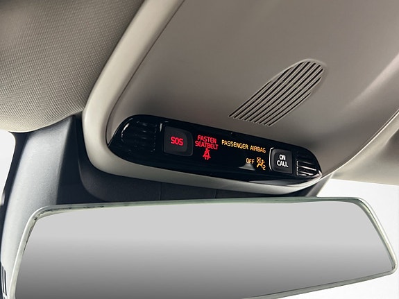 Volvo V40 24 of 30