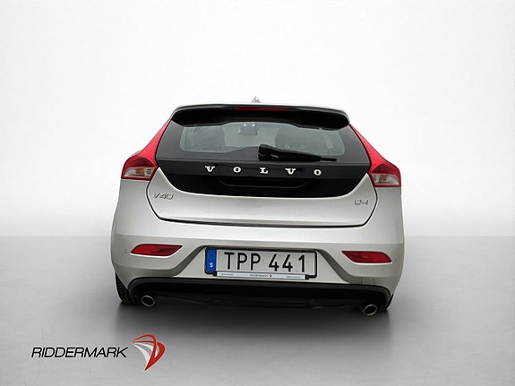 Volvo V40 7 of 30