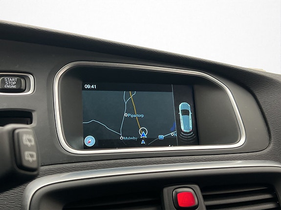 Volvo V40 19 of 30