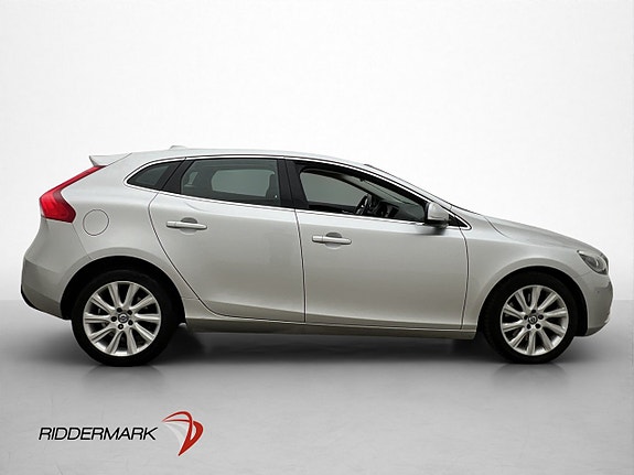 Volvo V40 9 of 30