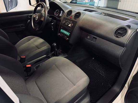 Volkswagen Caddy 12 of 19
